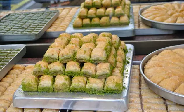 Baklavas món tráng miệng của ngôi sao Balkan