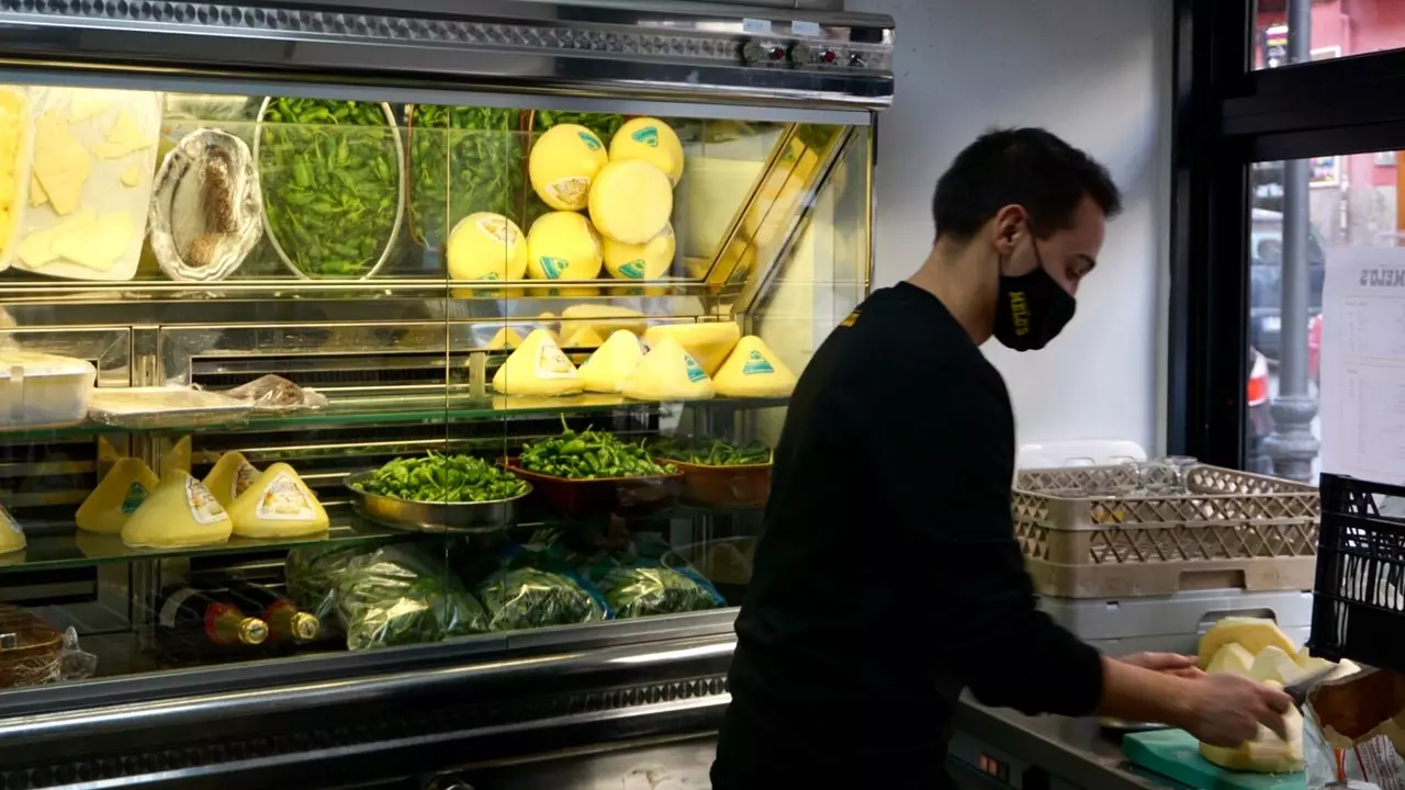 Berättelsen om hur tre unga människor har återuppstått den mytomspunna Melos kroketter i Lavapiés