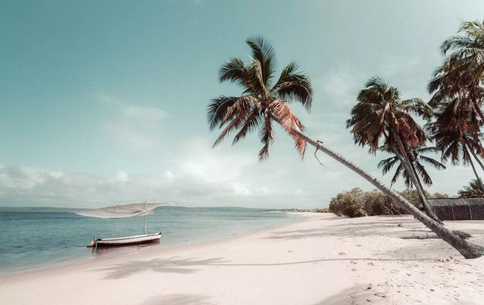 praia em moçambique