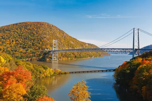 A Bear Mountain State Park természet egy órára Manhattantől