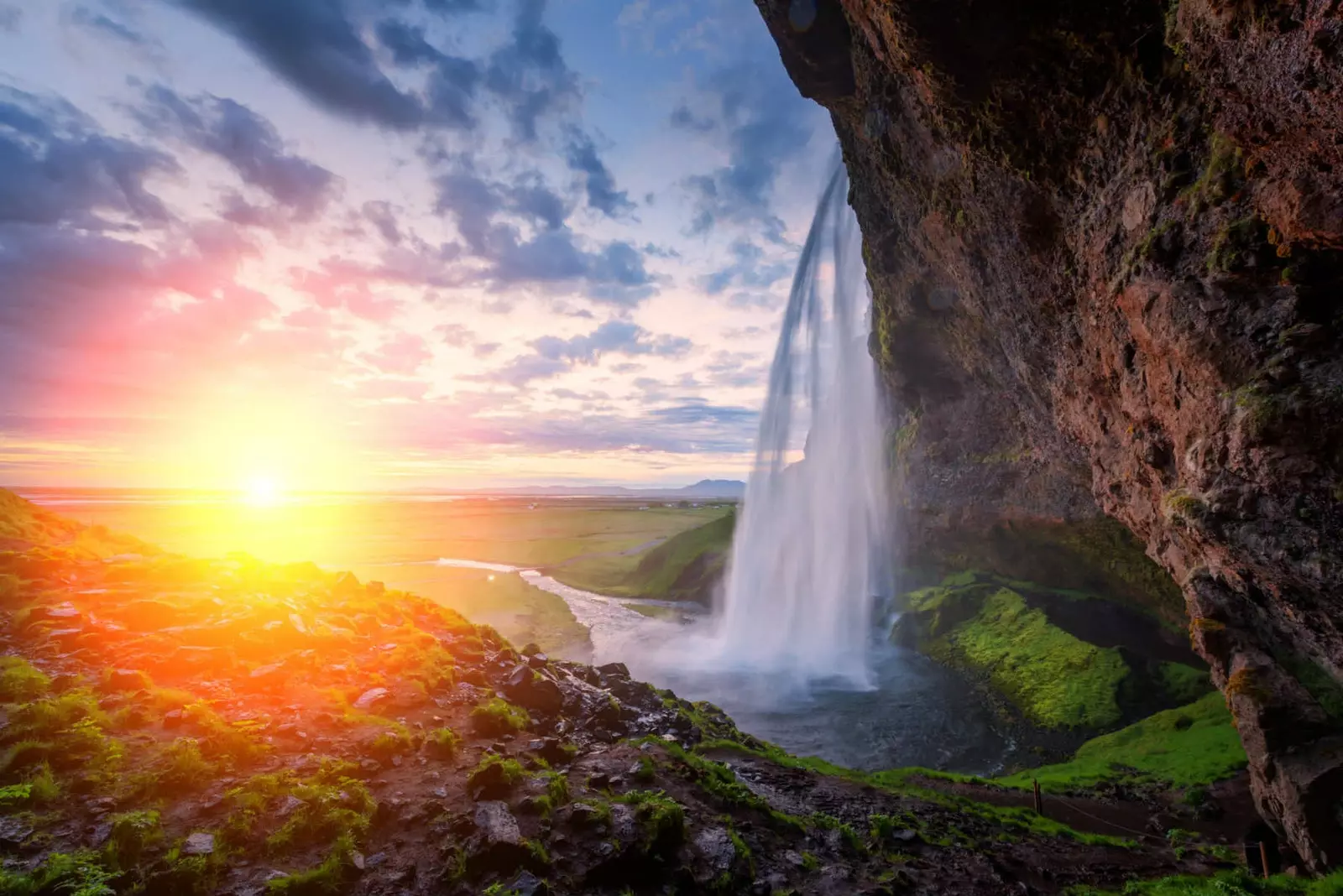 Nord a video to walk through the purest nature of Iceland and Norway