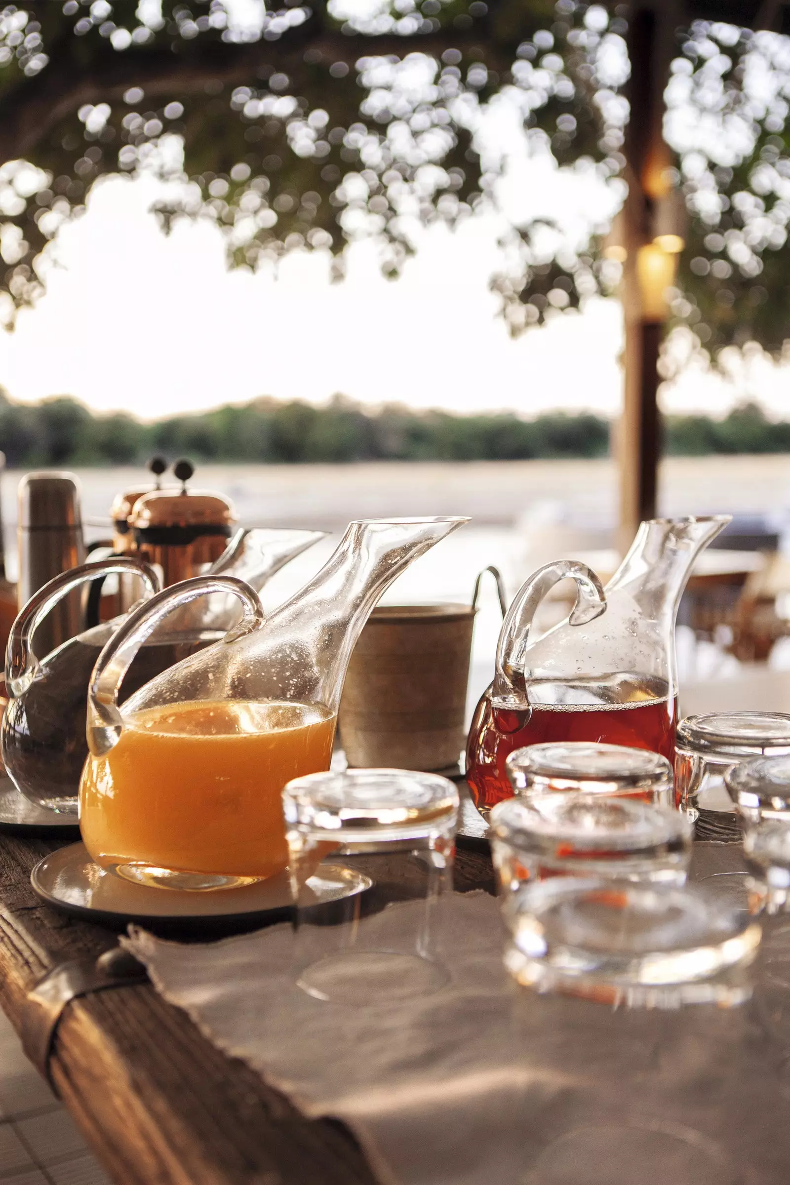 Colazione in riva al fiume a Chinzombo