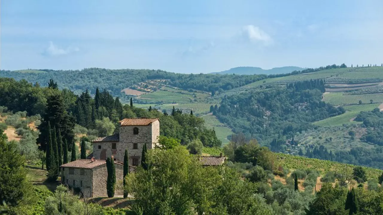 Vendesi villa toscana di Michelangelo