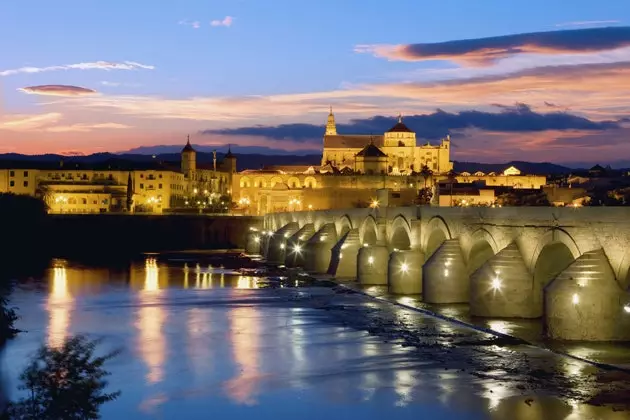 Réimesch Bréck vu Córdoba iwwer de Guadalquivir