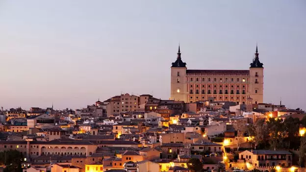 54 rudaí a bhfuil tú a dhéanamh i Castilla La Mancha uair amháin i do shaol