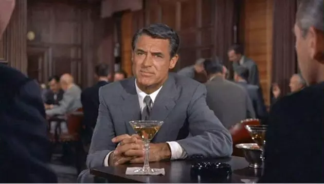 Cary Grant a Plaza jsou velmi elegantní