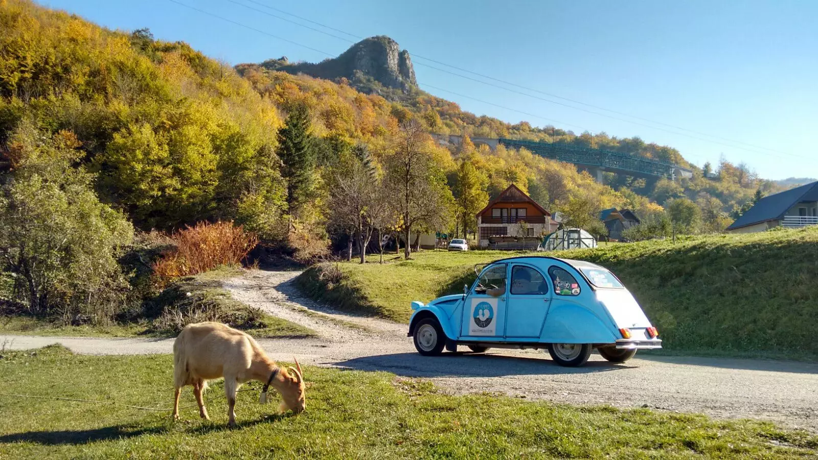 2 Femmes em 2CV ou como viajar o mundo em dois cavalos