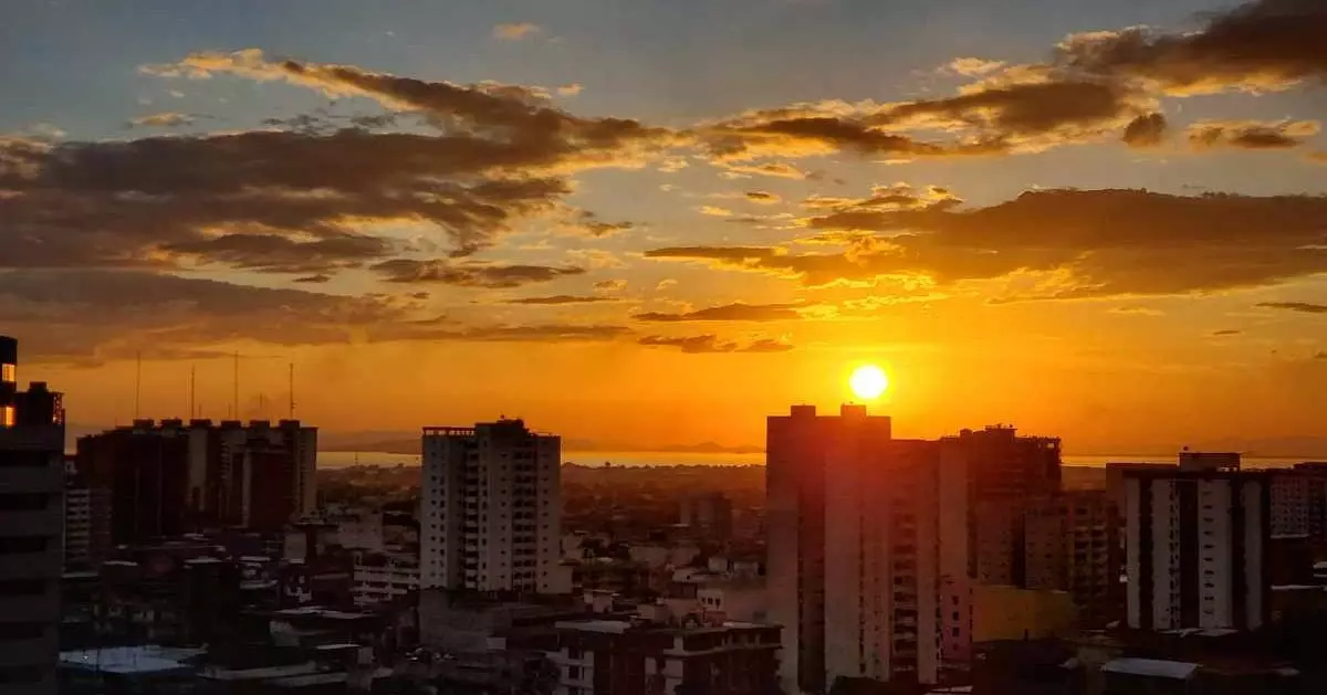 Maracay à l'aube.