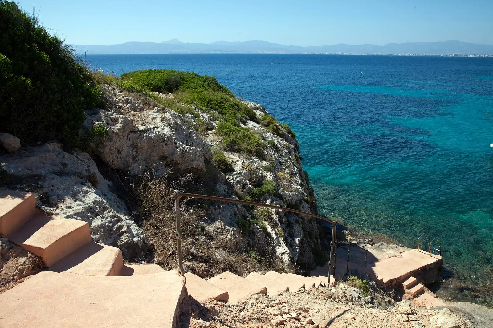 Nemogoči blues na obali Cap Rocat