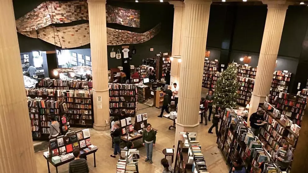 The Last Bookstore, Noah's ark of books