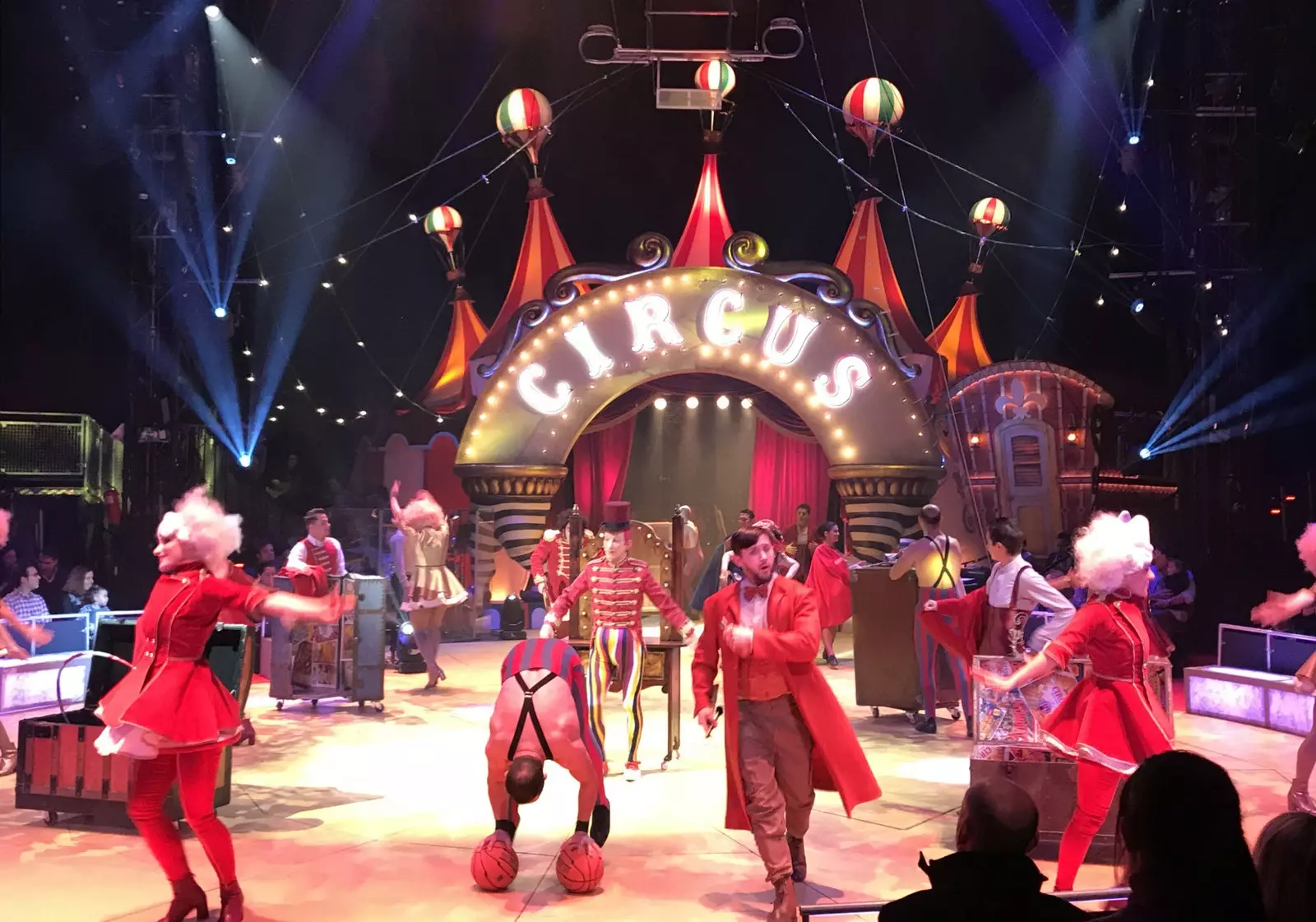 Circlassica a story by Emilio Aragón to commemorate the 250th anniversary of the modern circus.