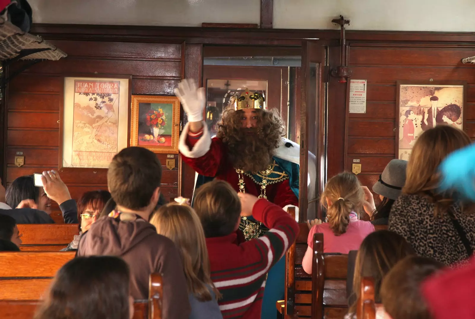 No dia 5 de janeiro, os Três Reis Magos serão passageiros do Trem de Natal.