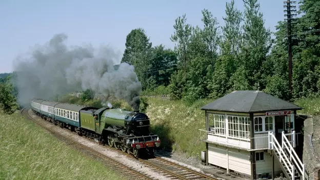 London's most luxurious trains run again