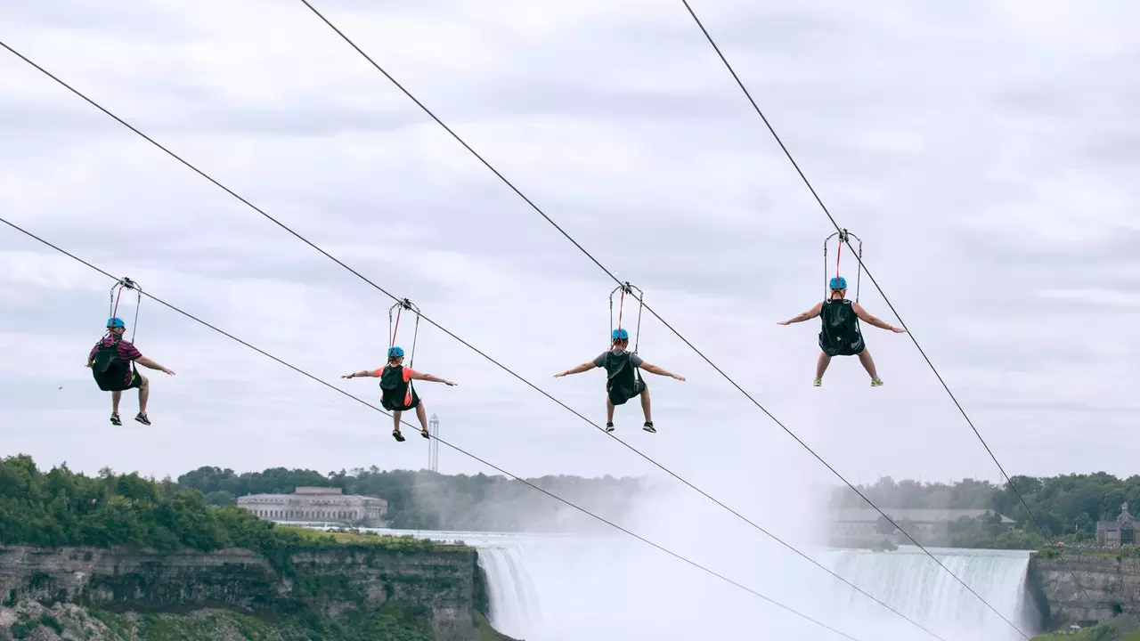 Besøg Niagara Falls på en zip-line!