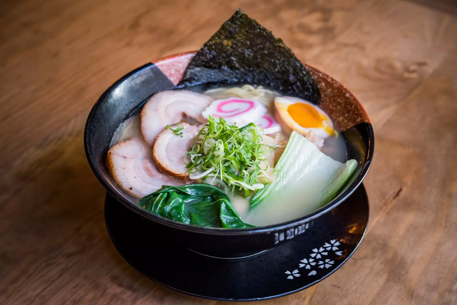 Cuinant amb Francisco Geraldo de Ramen Shifu com preparar ramen tonkotsu