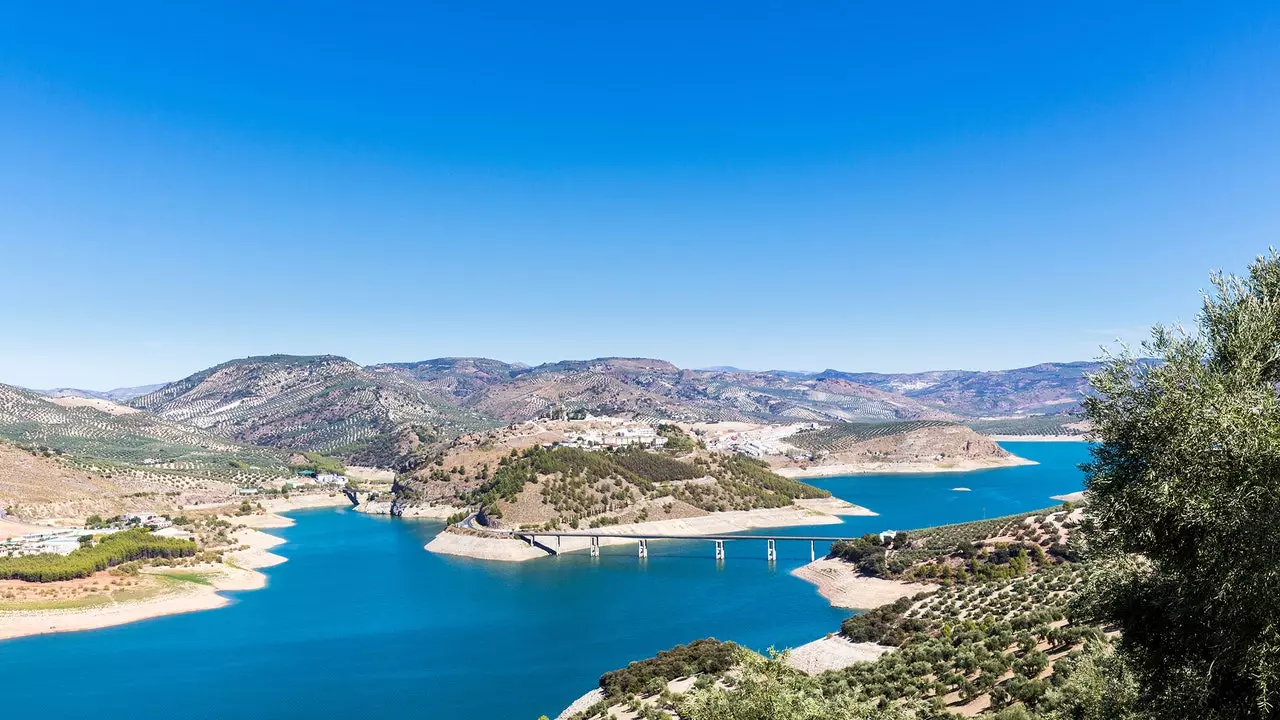 Iznájar: o grande lago interior que põe em xeque a costa andaluza