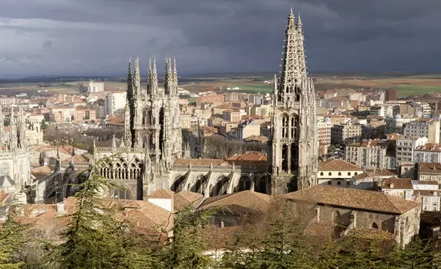 Burgos 2013 mert igen. És pont.