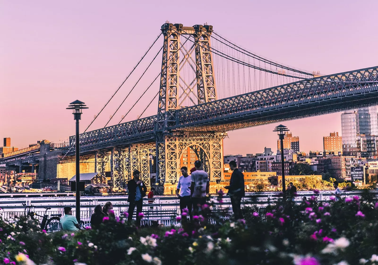 Williamsburg Bridge zu New York