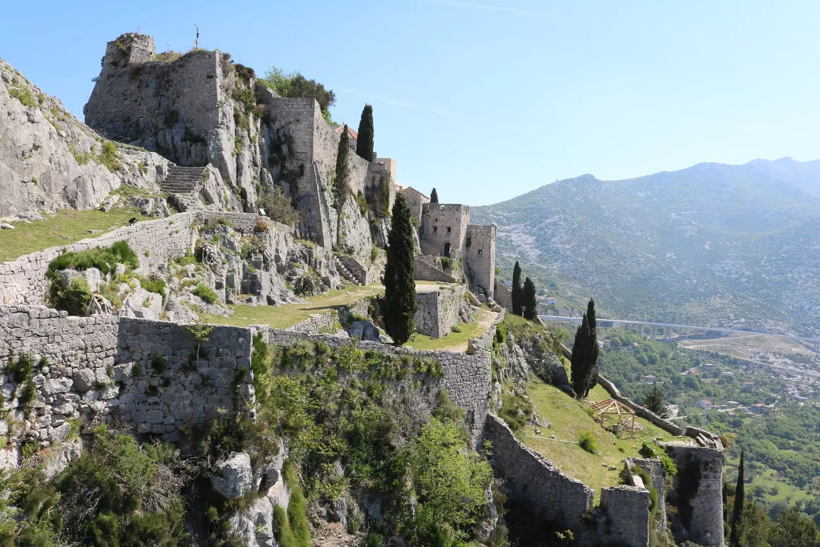 klis