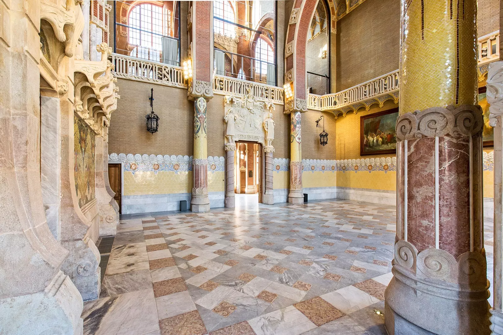 Sant Pau gimė kaip labdaros centras