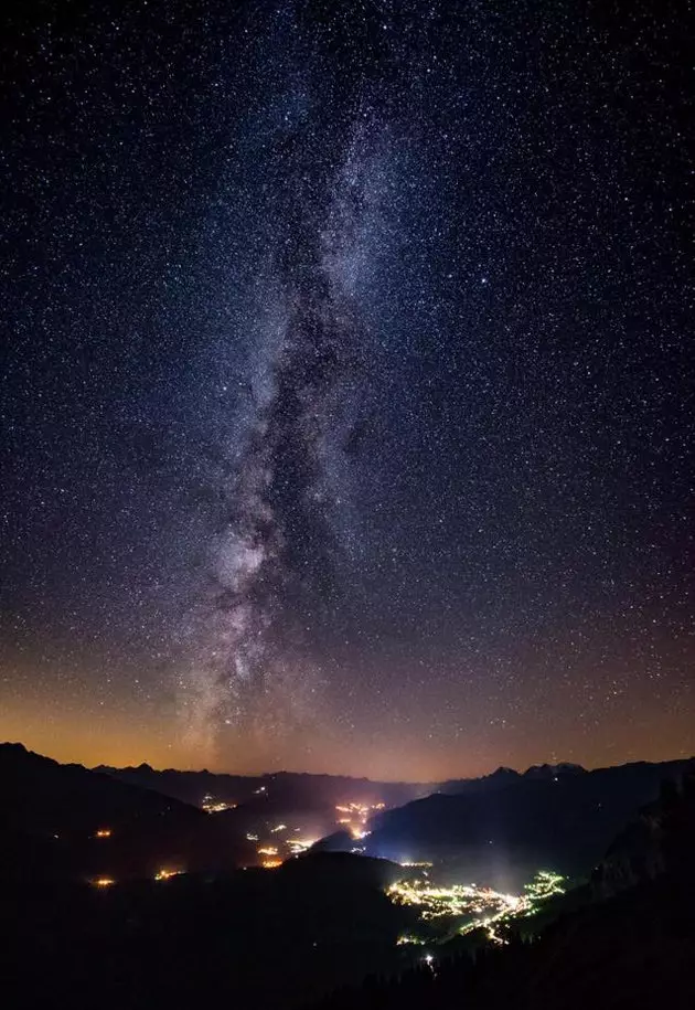 Koinot, uning yulduzlari va cheksizligi ushbu ajoyib fotosuratlarda tasvirlangan