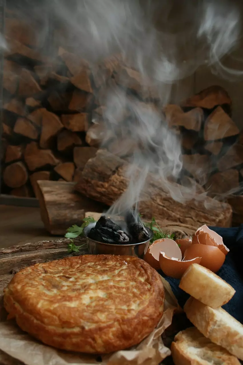 神保スモークハウスのポテトオムレツ