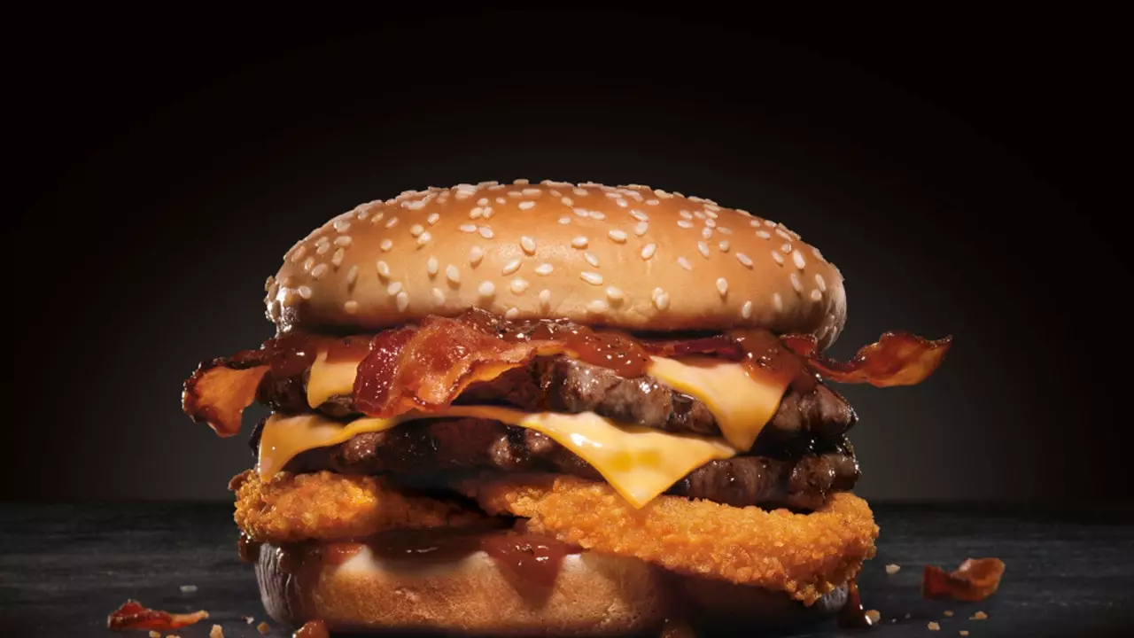 Carl's Jr, the American star of hamburgers arrives at Madrid's Gran Vía