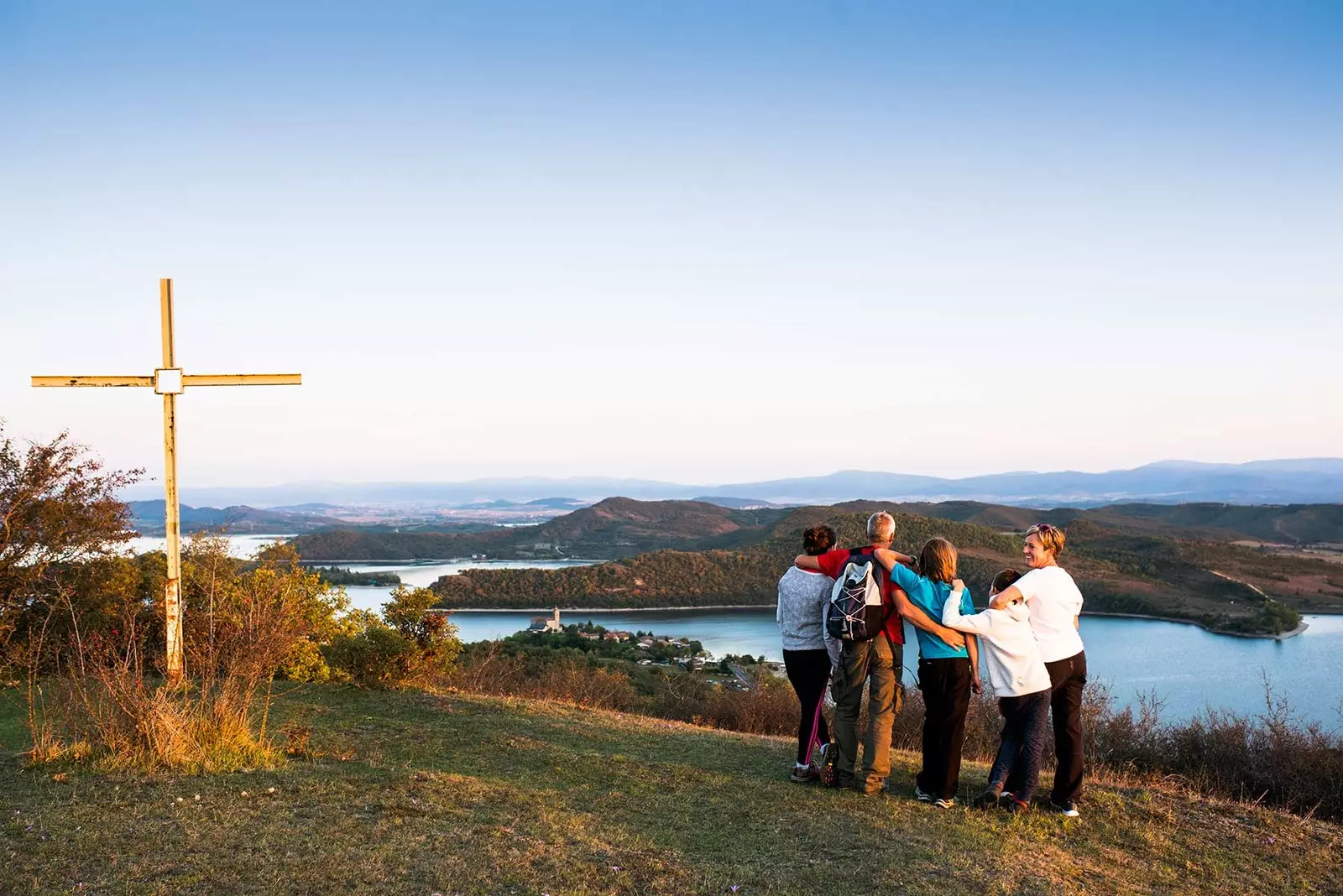 The Inland Sea of ​​the Basque mountains hypnotizes