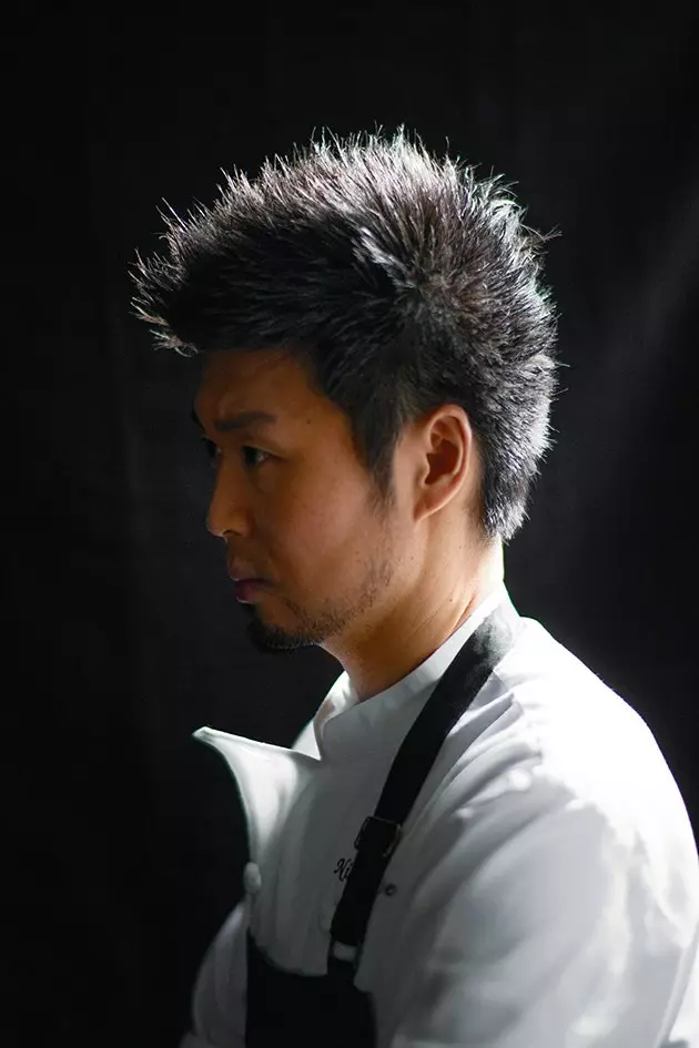 Lo chef Zaiyu Hasegawa