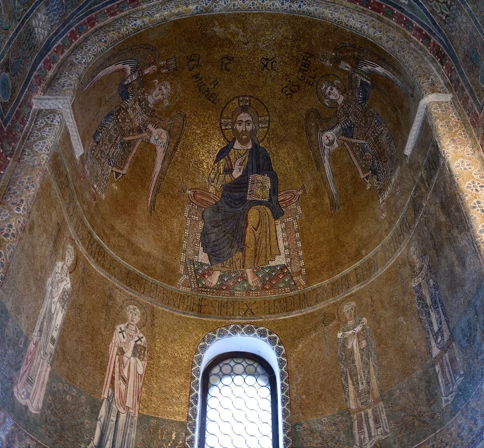 Interior Gereja Santa Fosca