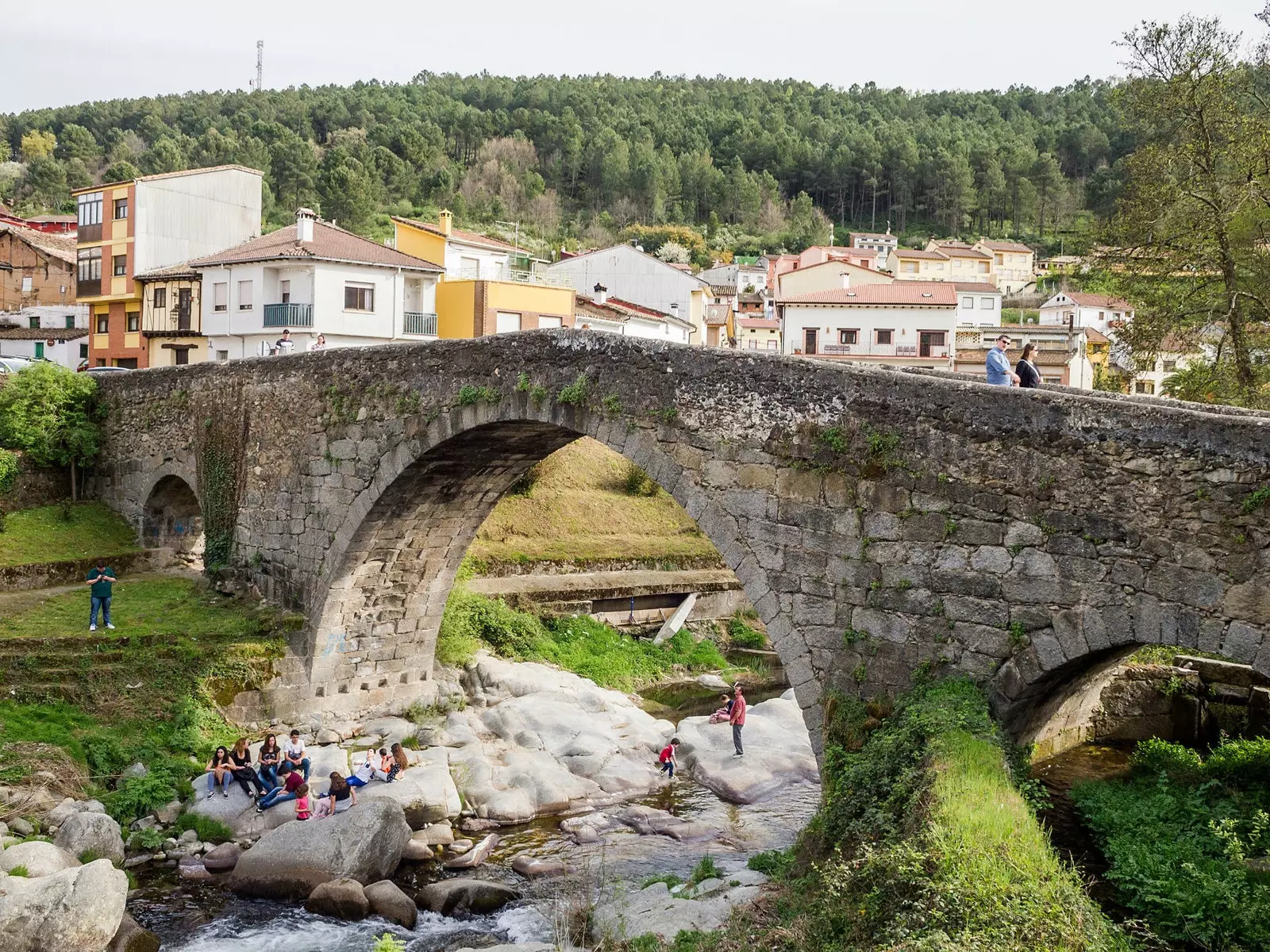 Il ponte di Achecabs.