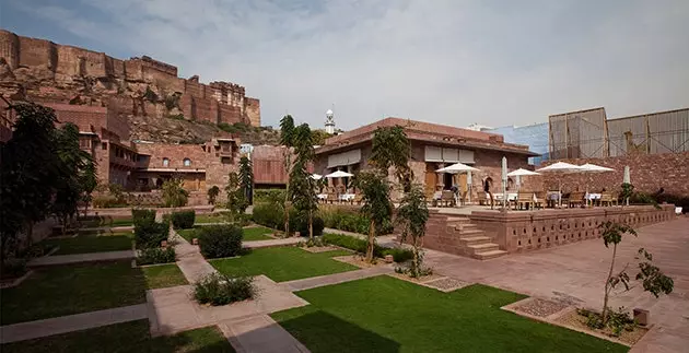 Най-добрите гледки към крепостта Mehrangarh са в хотел Jodhpur