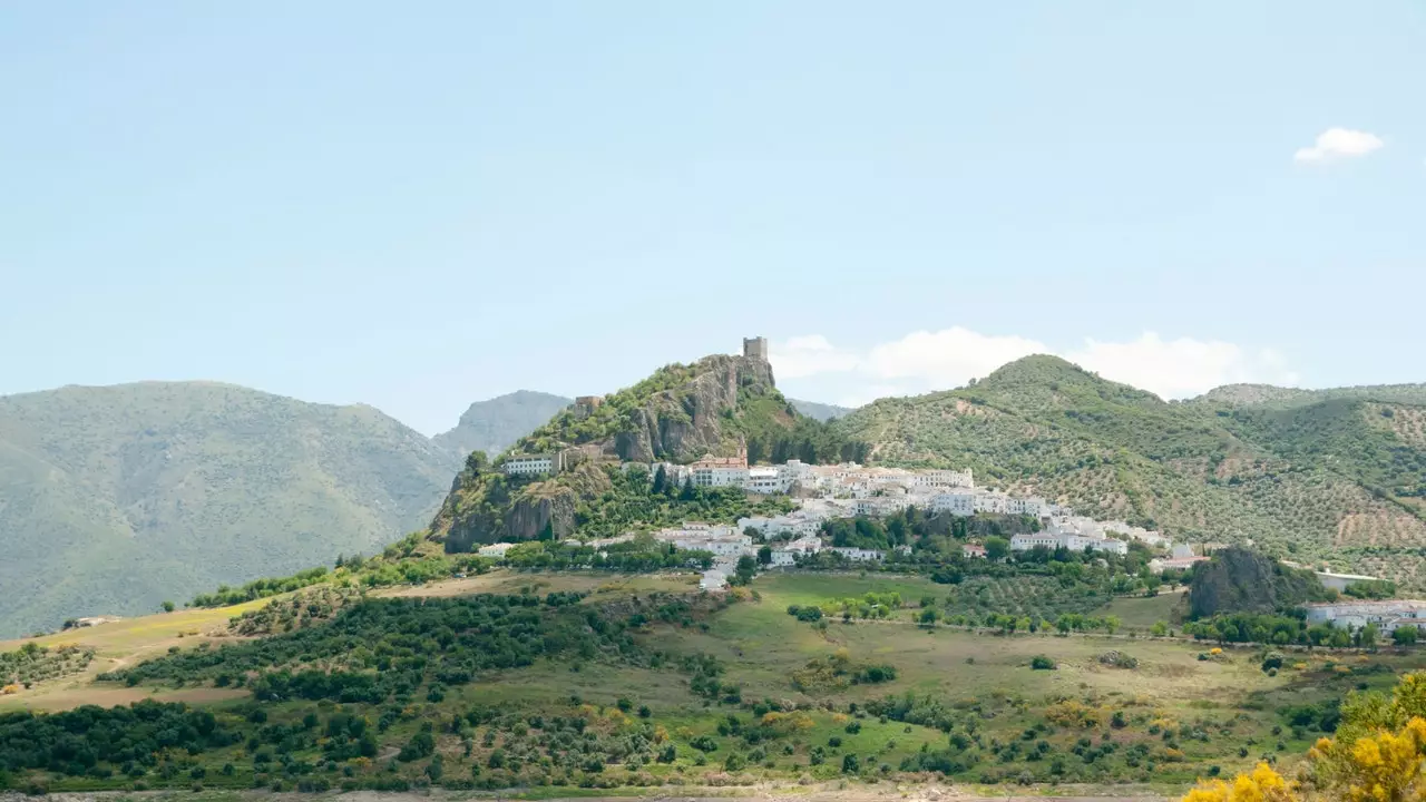 Zahara de la Sierra, wat als je alleen naar Cádiz kwam om haar te ontmoeten?