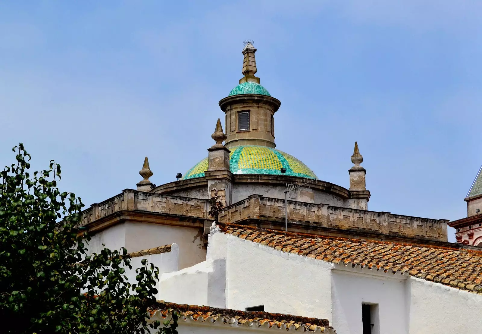 Gereja Our Lady of Charity di Sanlúcar de Barrameda