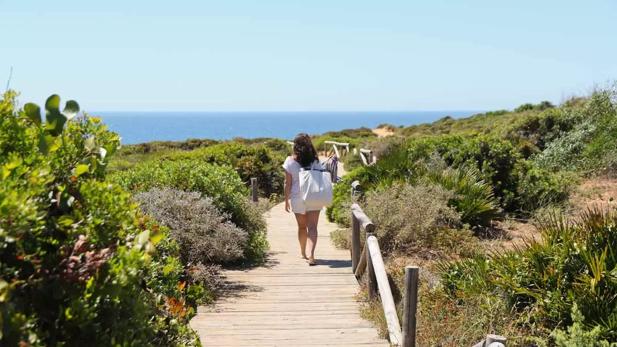 Conil de la Frontera, life between infinite beaches and good gastronomy