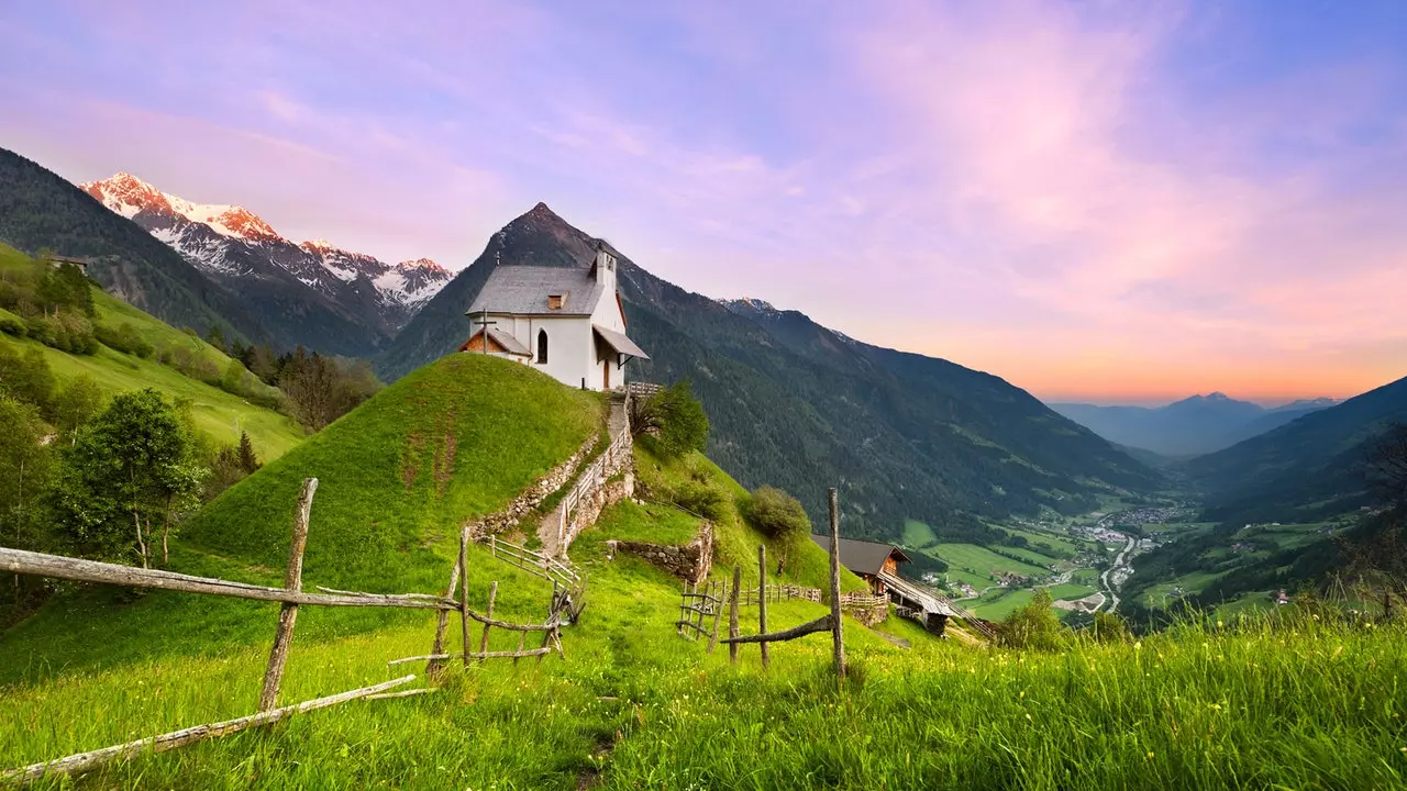 Willkommen a Merano, la città termale italiana dove si parla tedesco (e si mangiano le mele)