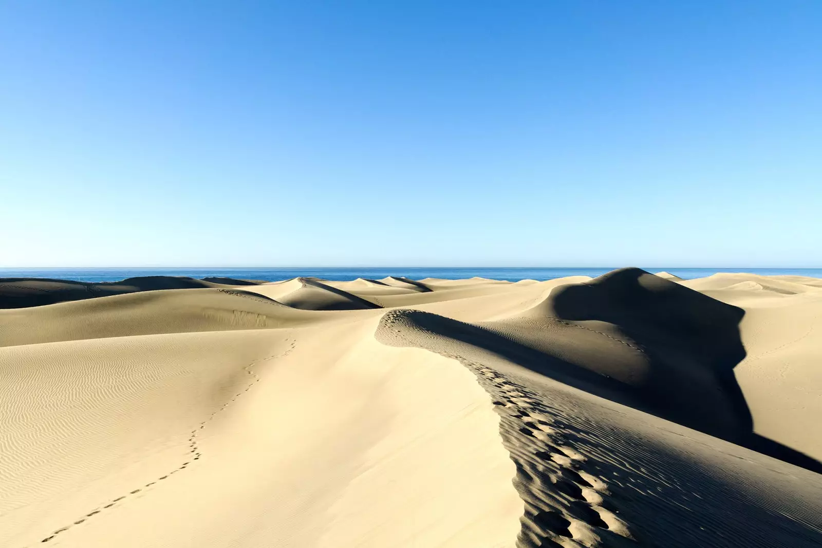 Un bain de soleil en plein automne la meilleure escapade aux Canaries