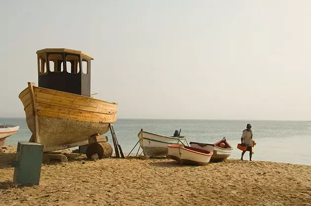 Một bãi biển ở Boa Vista ở Cape Verde