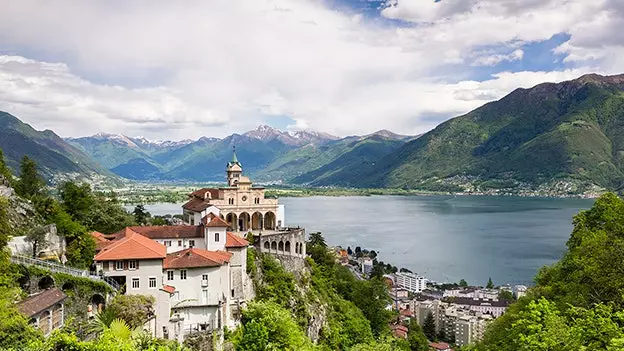 Locarno, İsveçrə İtaliyası ilə gəzinti