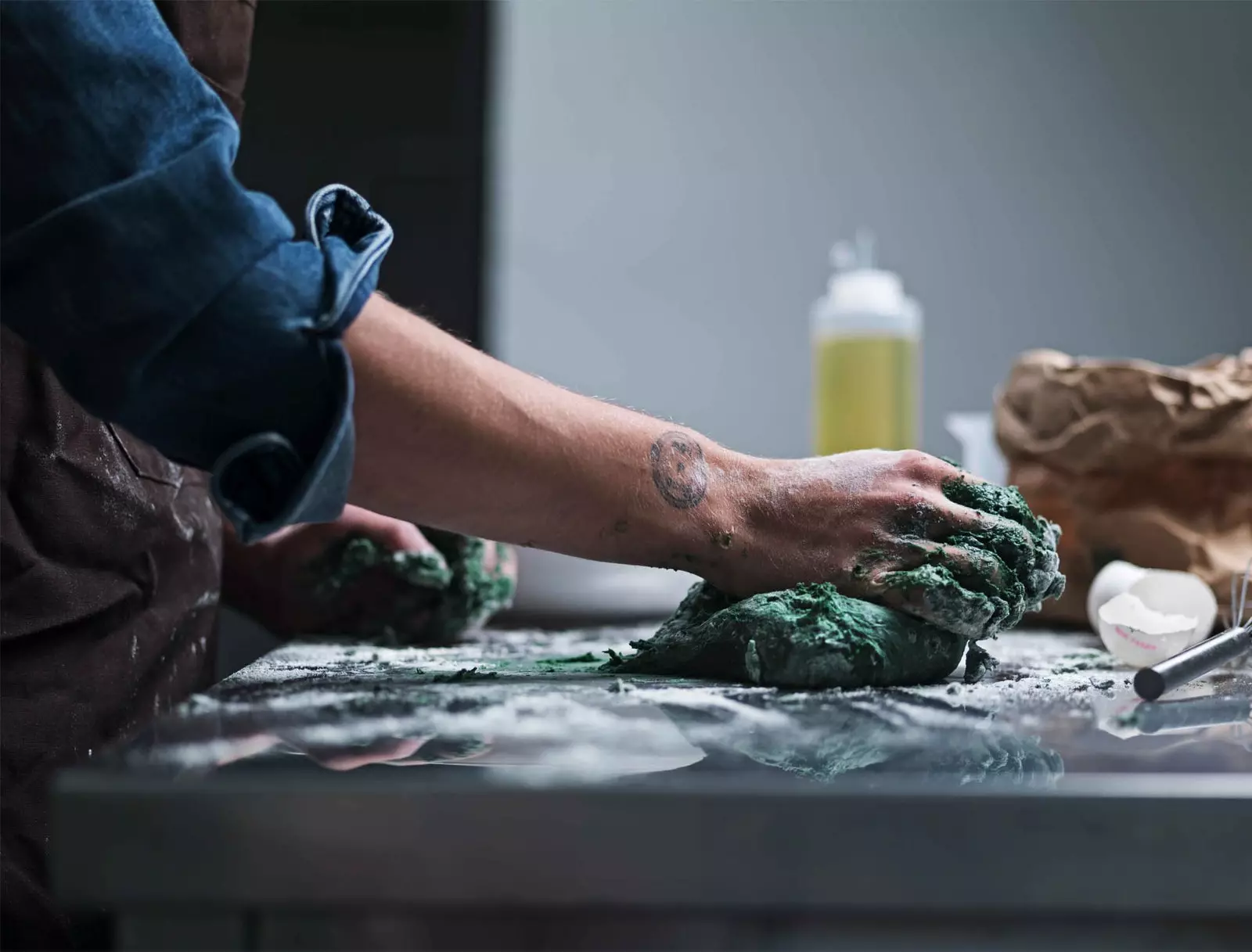 preparing green dough