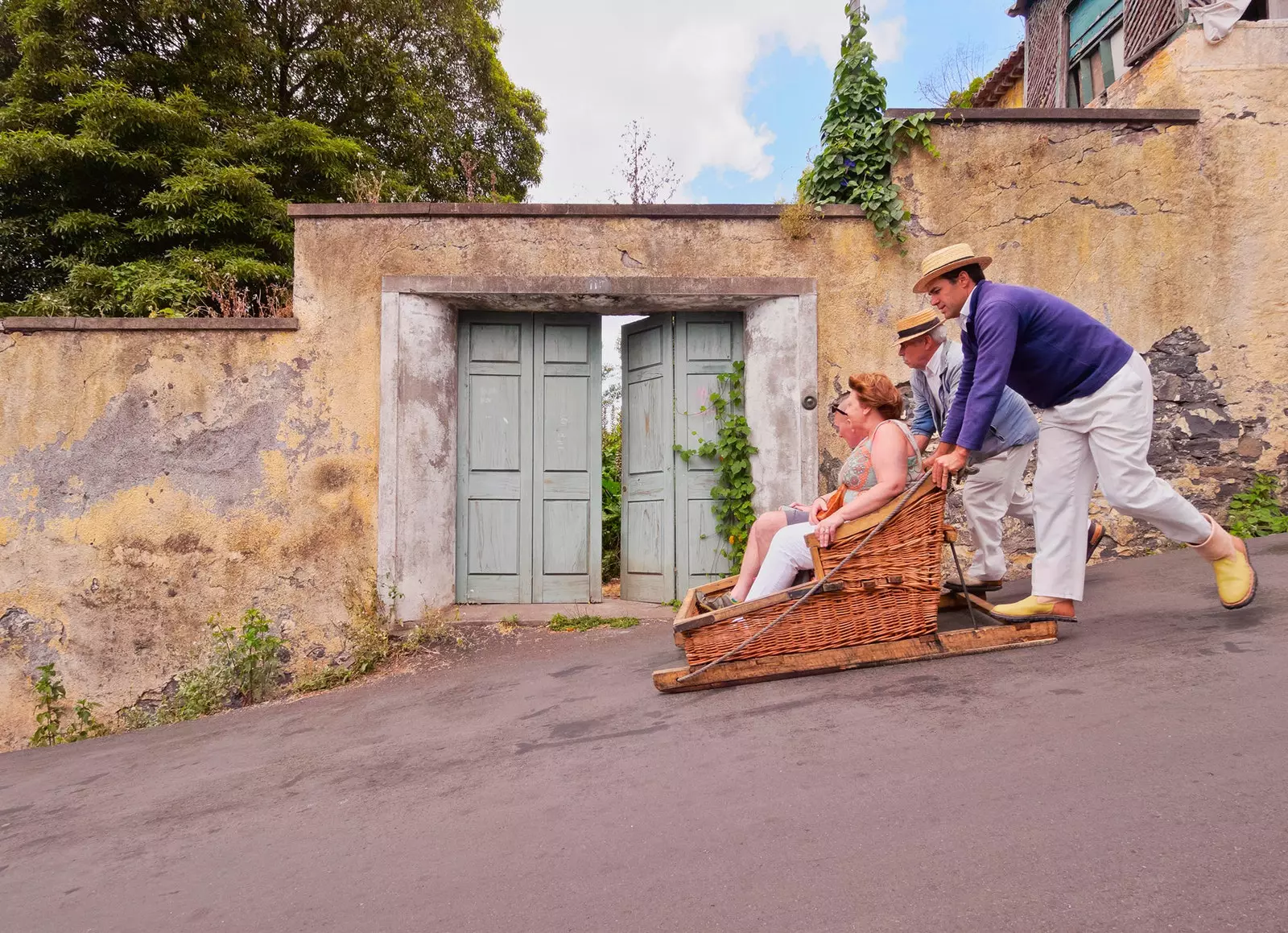 The carts of Funchal