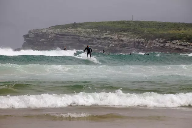 Somos o paraíso do surf na Cantábria