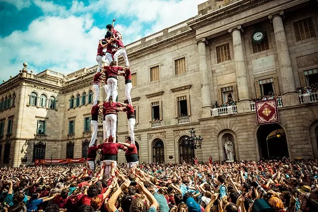 Një udhëzues për mbijetesën dhe zhytjen kulturore në Barcelonë