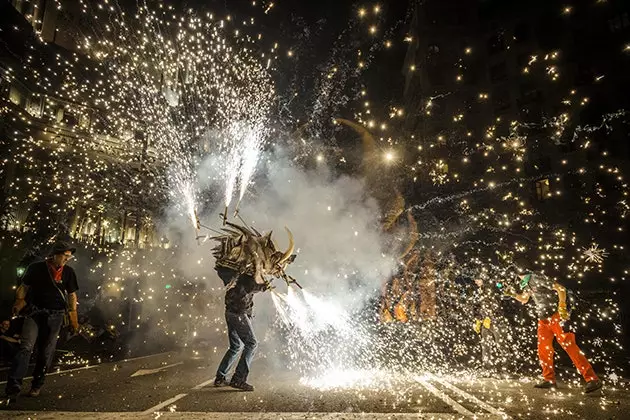 Mercè의 Correfocs