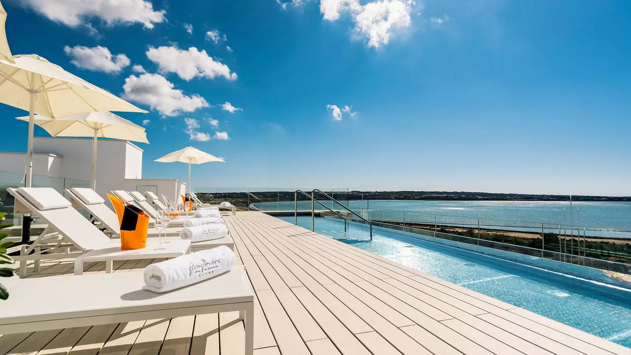 Ukens hotell: Five Flowers Hotel & Spa (Formentera)