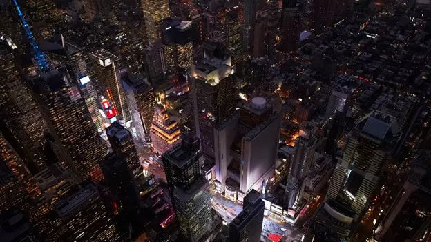 Times Square, milliárdos negyed