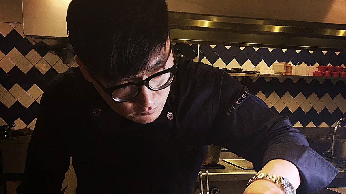 I AM KITCHEN, il-ġdid minn Julio Zhang (il-kok hipster Ċiniż)