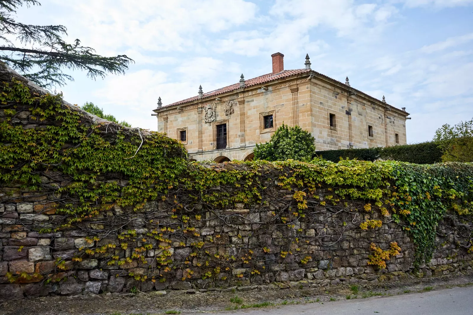 Palača Helguera Las Presillas Cantabria.