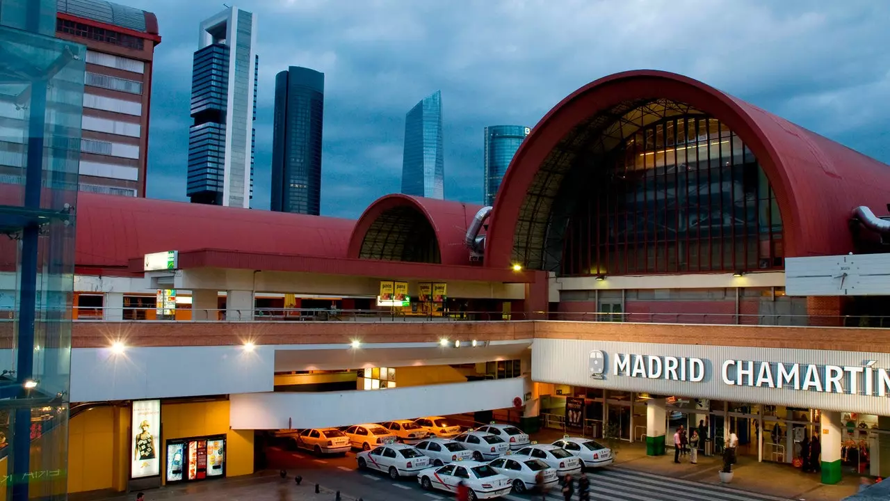 La gare de Chamartín sera rebaptisée Madrid Chamartín - Clara Campoamor