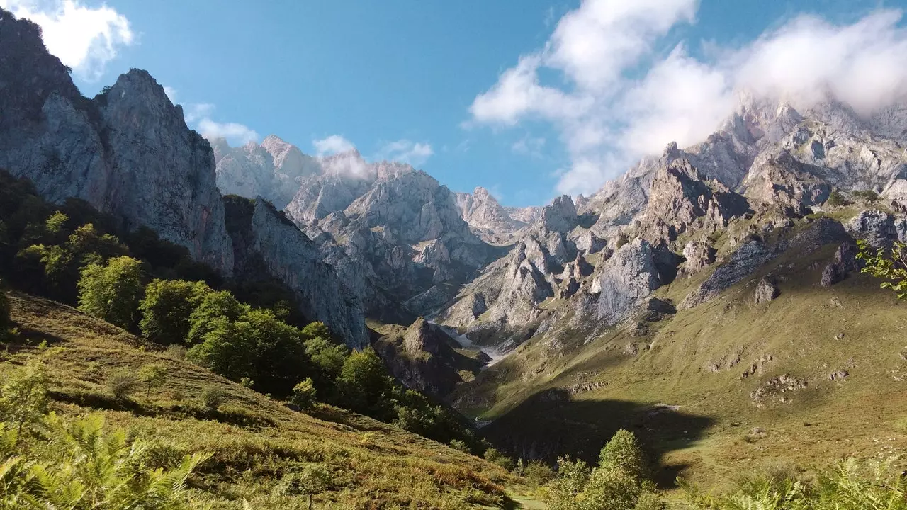 Me pushime në Cantabria